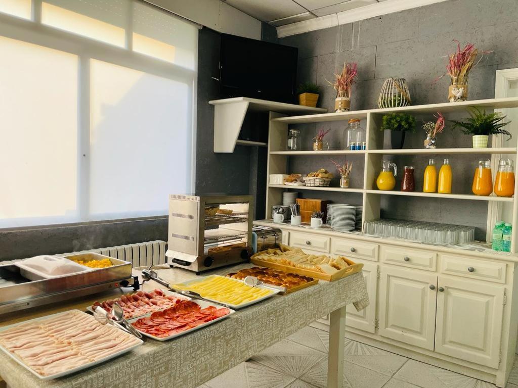 Hotel Xunca Blanca บียาลองกา ภายนอก รูปภาพ